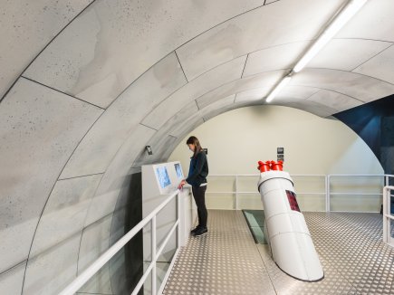Eine Tunnelbohrmaschine selber steuern. Hier ist es möglich.