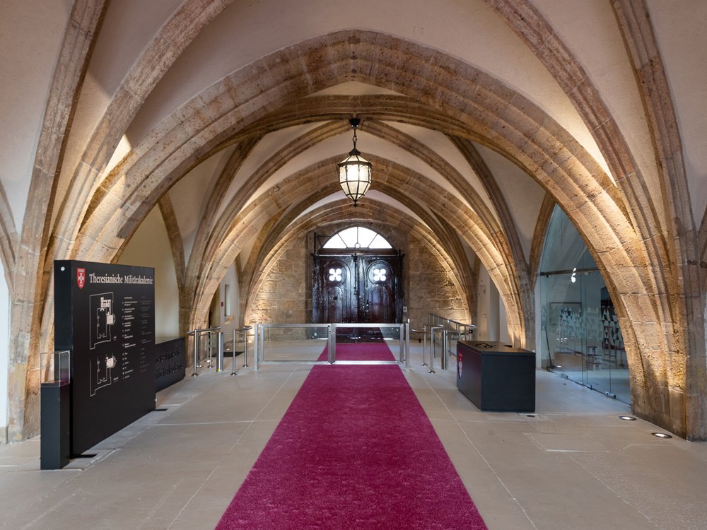 2019 - MilAk - Von der Kaisserresidenz zur Offiziersschmiede © Theresianische Miltärakademie