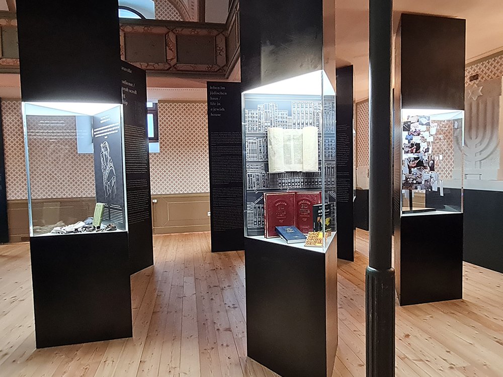 2021 – Synagoge Schlaining – Jubiläumsausstellung © Winter Artservice